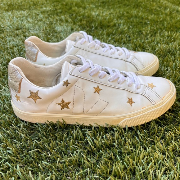 Veja Shoes - RARE Madewell x Veja™ Esplar Low Sneakers in Embroidered Stars